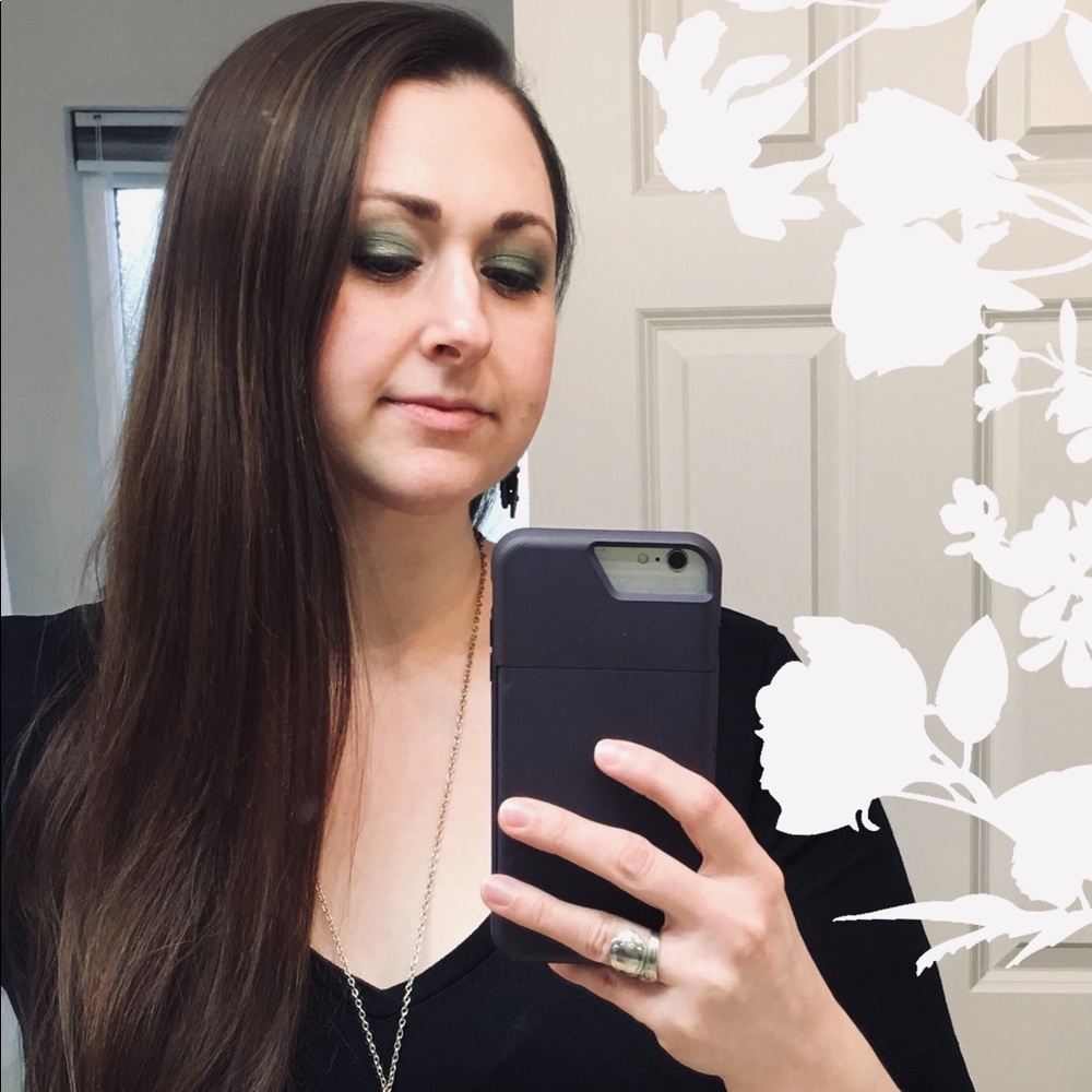 Meet your Posher, Kaitlynne